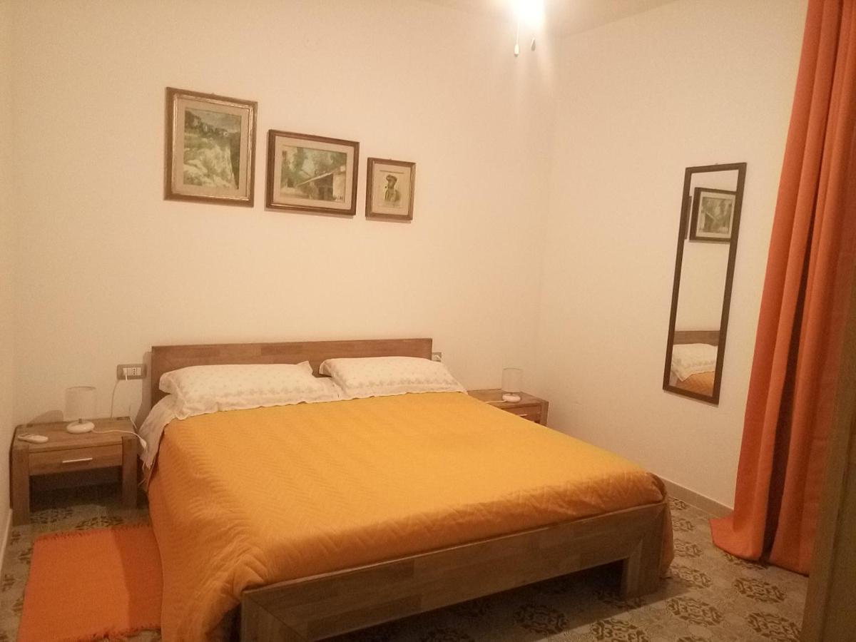 I Tre Scalini Bed and Breakfast Stintino Buitenkant foto