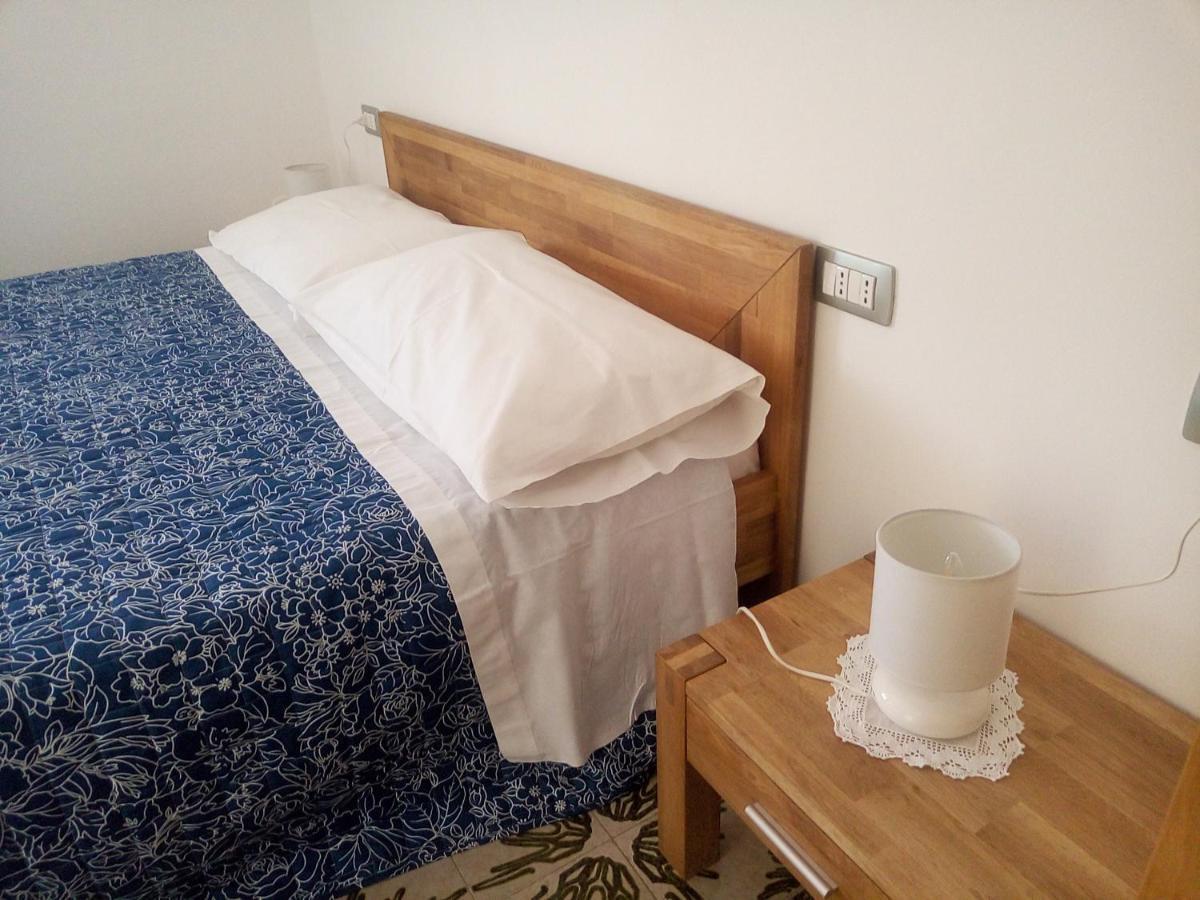 I Tre Scalini Bed and Breakfast Stintino Buitenkant foto
